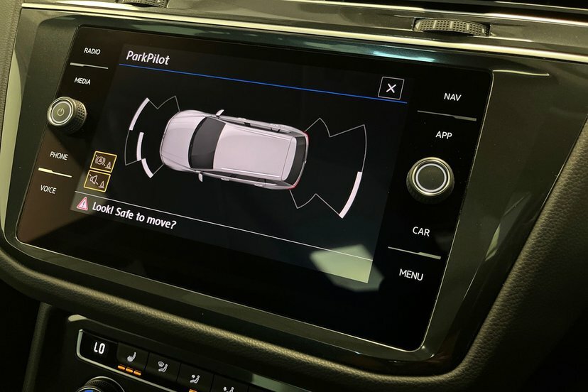 Volkswagen Tiguan 2L Se Navigation White #21