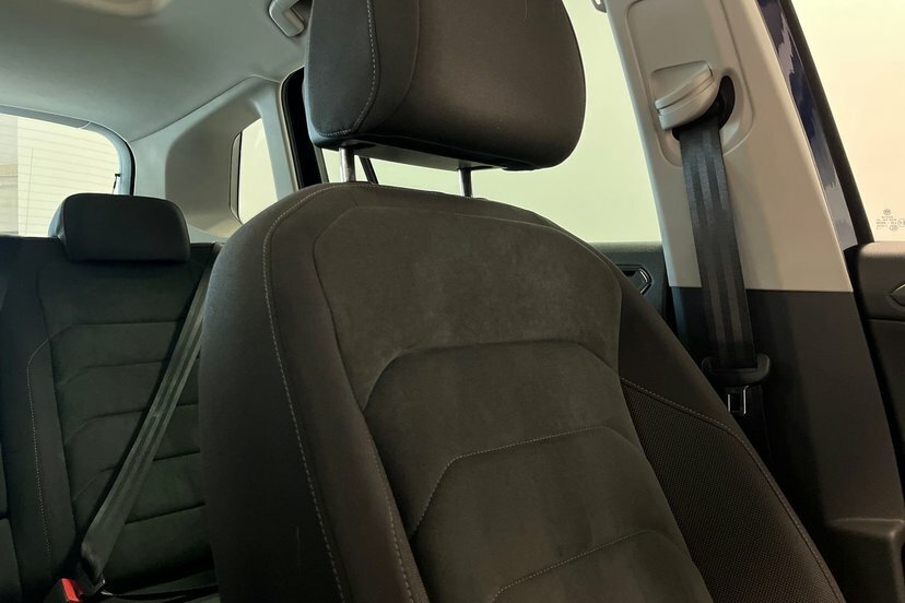 Volkswagen Tiguan 2L Se Navigation White #14
