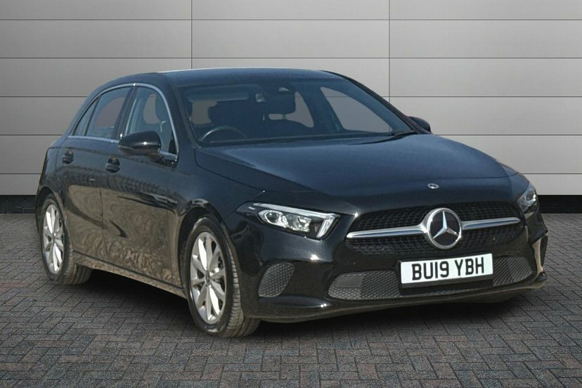 Mercedes-Benz A Class 1.5 A180d Sport Hatchback 7G-dct 116 P Black