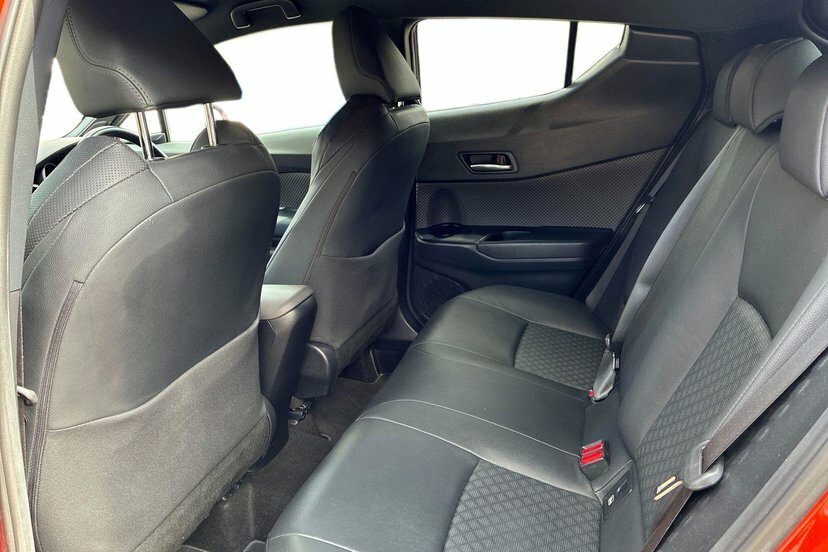 Toyota C-Hr 2.0 Hybrid Excel Cvt Silver #12