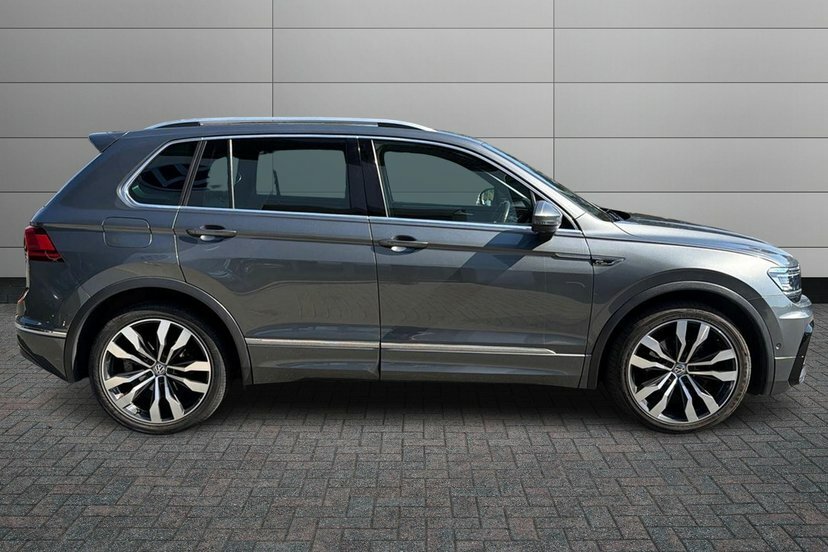 Volkswagen Tiguan 1.5 Tsi Evo R-line Tech Suv Dsg 150 Ps AO69DWE Grey #4
