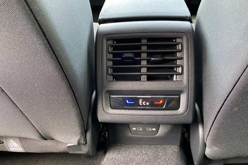 Volkswagen e-Golf 1.5 Etsi Mhev Style Estate Hybrid Dsg Grey #23