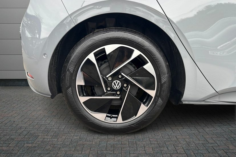 Volkswagen ID.3 Pro 59Kwh Match Hatchback 204 P Grey #5