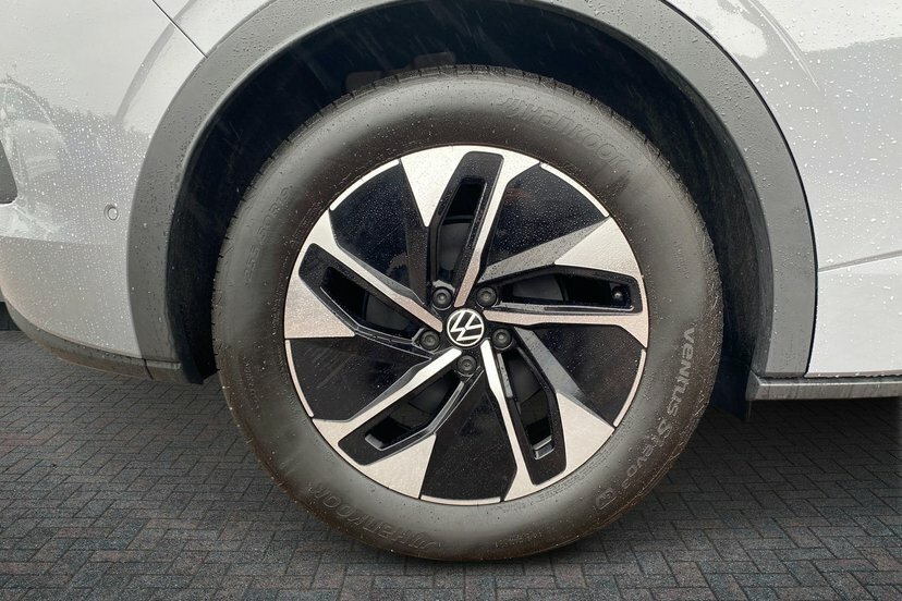 Volkswagen ID.5 Pro 77Kwh Match Suv 286 Ps Grey #5