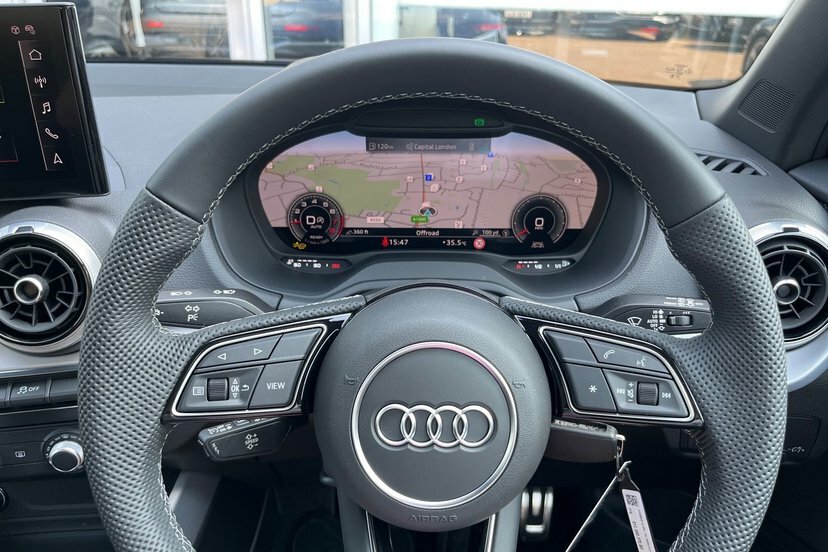 Audi Q2 Audi Q2 Estate 35 Tfsi Black Edition S Tronic Blue #20