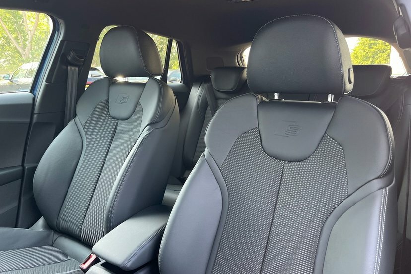 Audi Q2 Audi Q2 Estate 35 Tfsi Black Edition S Tronic Blue #24