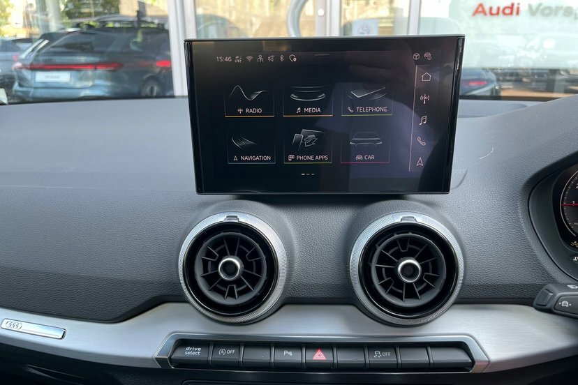 Audi Q2 Audi Q2 Estate 35 Tfsi Black Edition S Tronic Blue #16