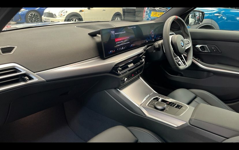 BMW 3 Series 320I M Sport Touring Blue #7