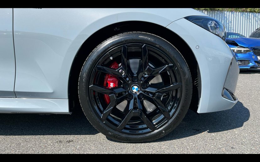 BMW 3 Series 320I M Sport Touring Blue #14