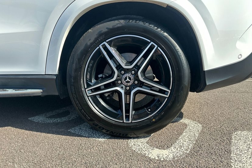 Mercedes-Benz GLE Class Gle400d Amg Line Premium Plus White #4