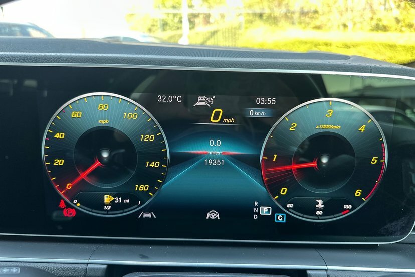Mercedes-Benz GLE Class Gle400d Amg Line Premium Plus White #6