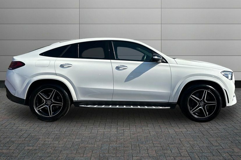 Mercedes-Benz GLE Class Gle400d Amg Line Premium Plus White #3