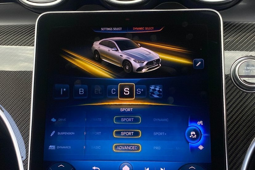 Mercedes-Benz C Class C220d Amg Line 9G-tronic 2024 White #57