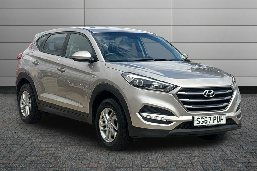 Hyundai Tucson 1.6 Gdi Blue Drive S Suv 132 Ps White