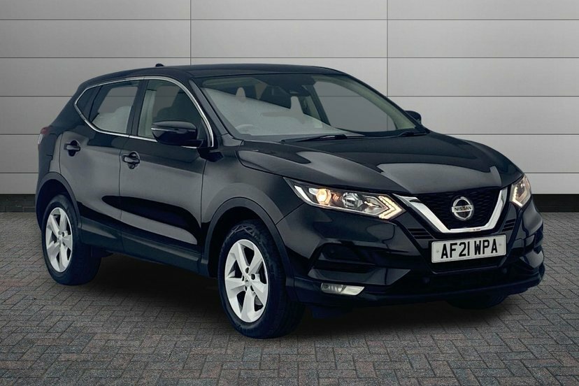 Nissan Qashqai 1.3 Dig-t Acenta Premium Suv Dct Black