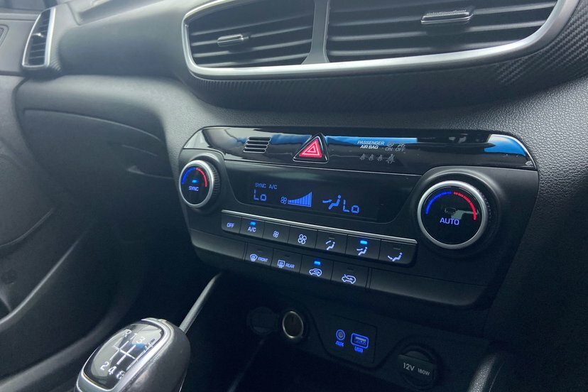 Hyundai Tucson 1.6 Gdi Se Nav 2Wd White #20