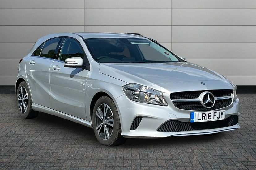 Mercedes-Benz A Class 1.6 A180 Se Hatchback 7G-dct 122 Ps Silver