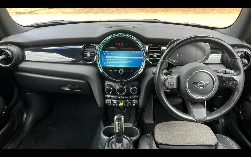 Mini Hatch Level 2 HJ23VYN Silver #4