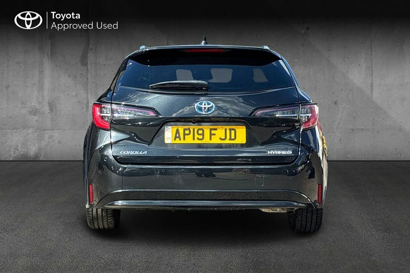 Toyota Corolla 1.8 Vvt-i Hybrid Icon Tech Cvt Saloon Black #18