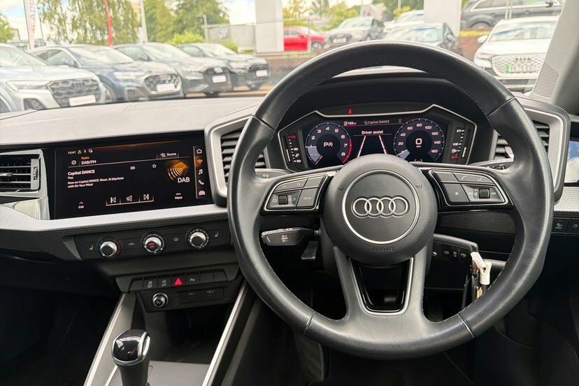 Audi A1 1.5 Tfsi 35 S Line Sportback S Tronic Silver #46