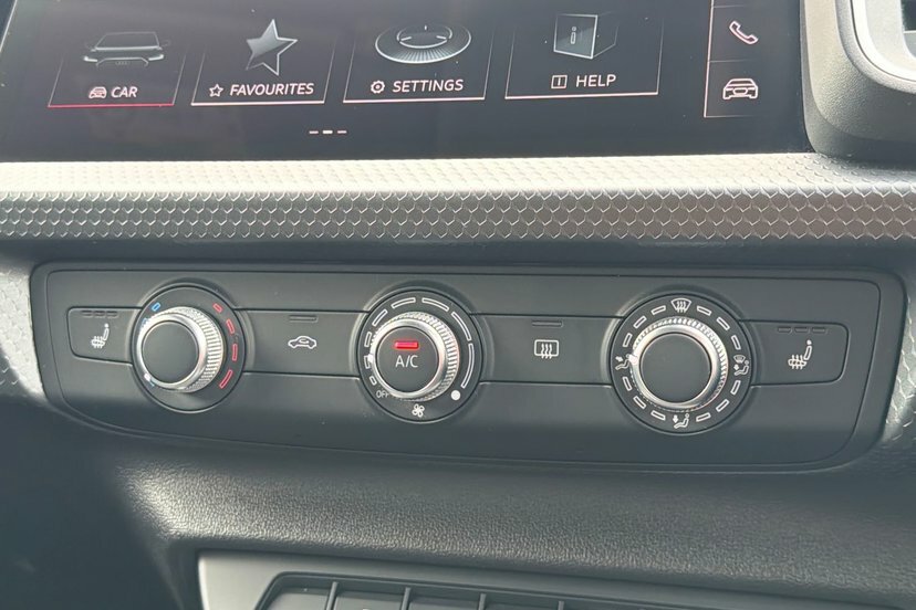Audi A1 1.5 Tfsi 35 S Line Sportback S Tronic Silver #49