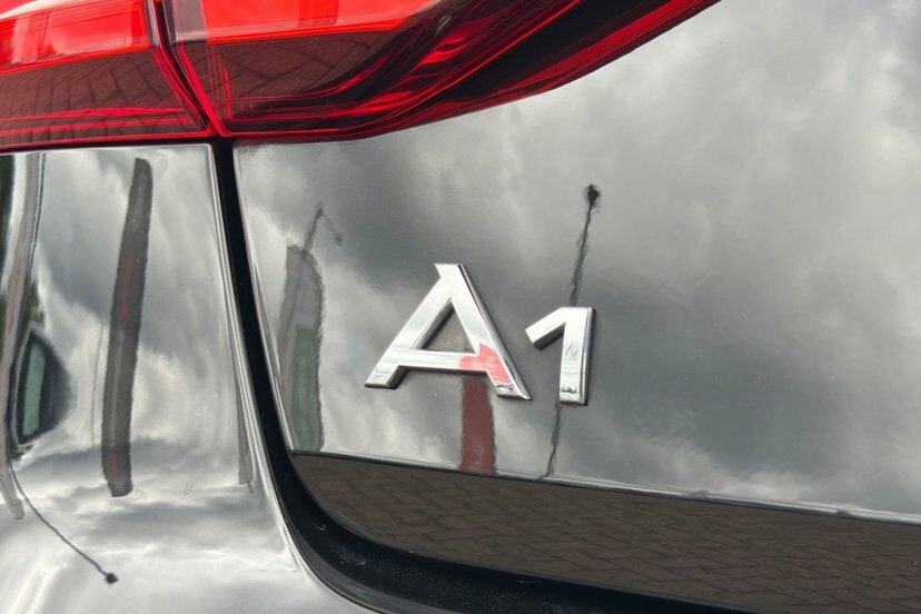 Audi A1 1.5 Tfsi 35 S Line Sportback S Tronic Silver #13