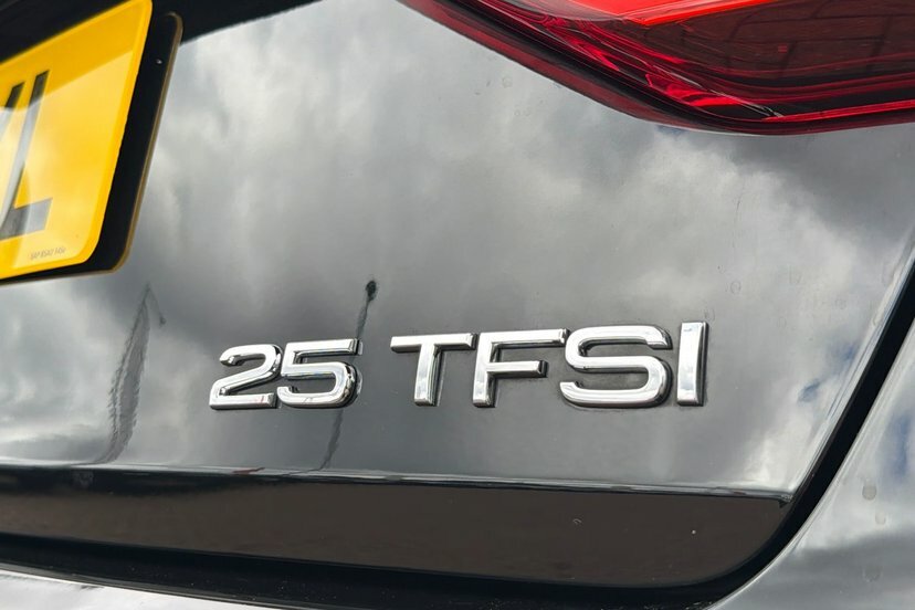 Audi A1 1.5 Tfsi 35 S Line Sportback S Tronic Silver #18