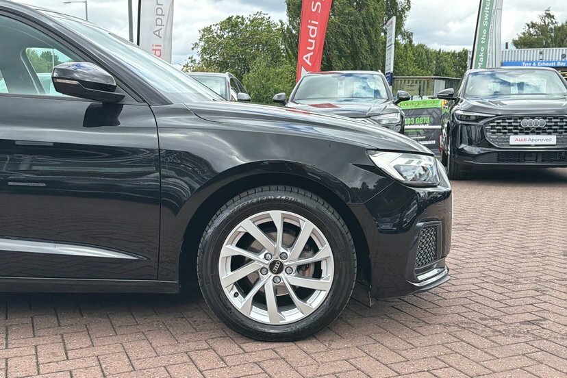 Audi A1 1.5 Tfsi 35 S Line Sportback S Tronic Silver #23