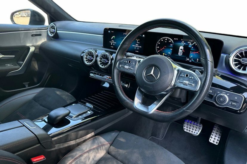 Mercedes-Benz A Class A180 Amg Line Executive White #5