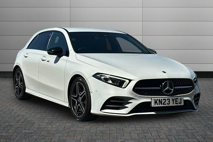Mercedes-Benz A Class A180 Amg Line Executive White