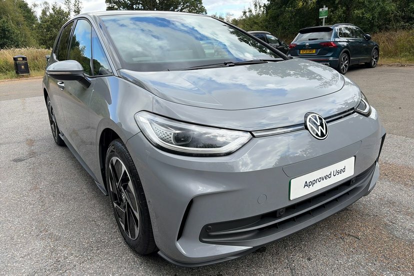 Volkswagen ID.3 Pro 59Kwh Match Hatchback 204 P Black #9