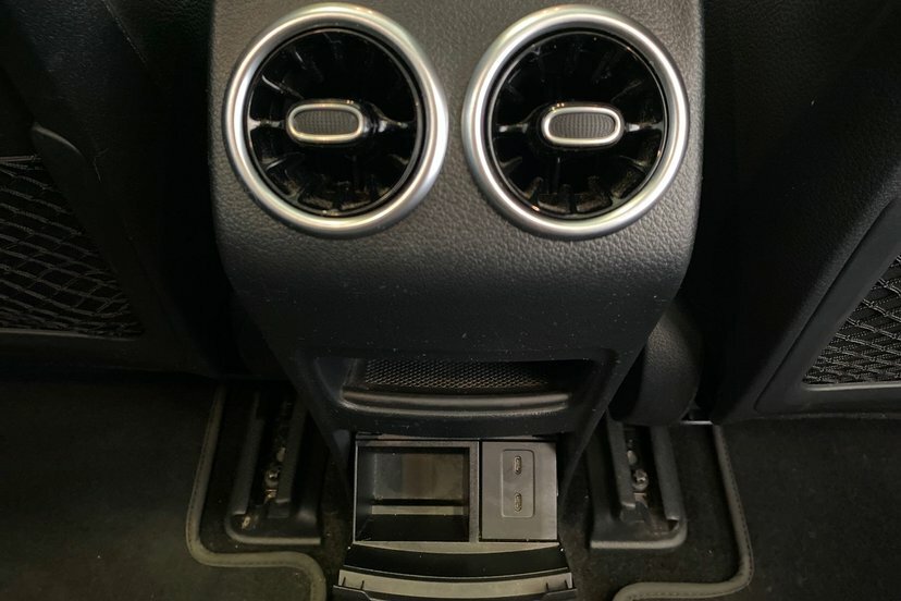 Mercedes-Benz EQB Eqb 300 4Matic 168Kw Amg Line 66.5Kwh Silver #33