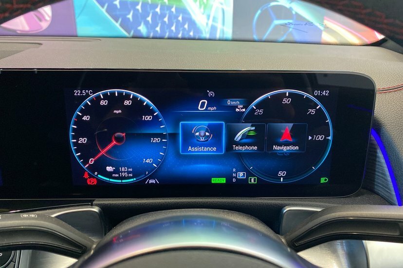 Mercedes-Benz EQB Eqb 300 4Matic 168Kw Amg Line 66.5Kwh Silver #32