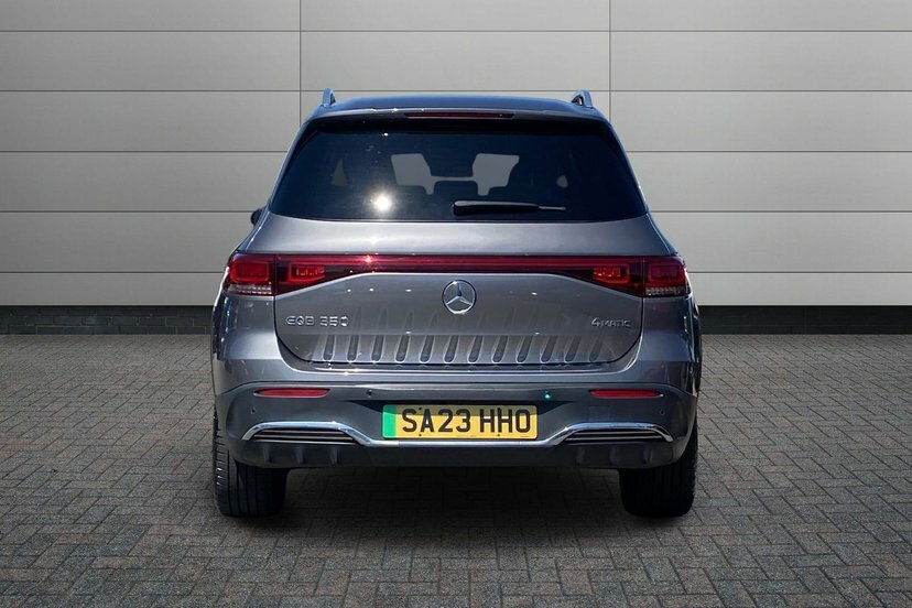 Mercedes-Benz EQB Eqb 300 4Matic 168Kw Amg Line 66.5Kwh Silver #12