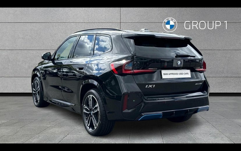 BMW iX1 Ix1 Xdrive30 M Sport Black #2