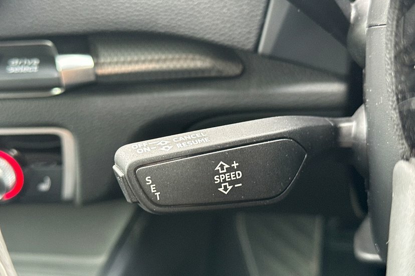 Audi RS3 Saloon 2.5 Tfsi Quattro S Tronic Euro 6 - Pan Red #55