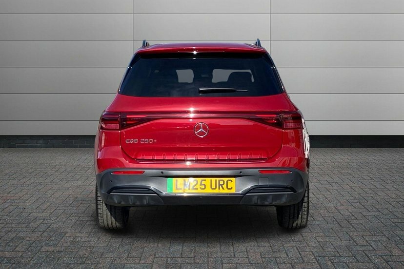 Mercedes-Benz EQB 250 140Kw Amg Line Premium Grey #11