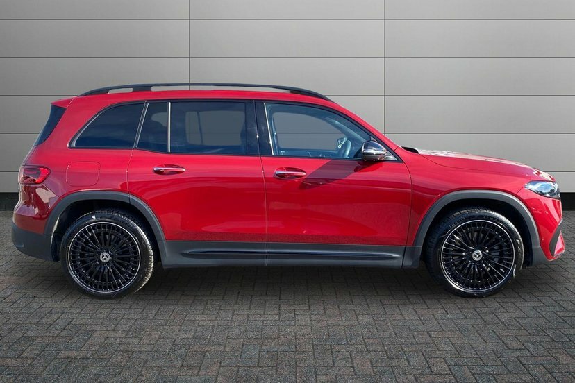 Mercedes-Benz EQB Eqb 250 70.5Kwh Amg Line Premium Plus Suv Red #3