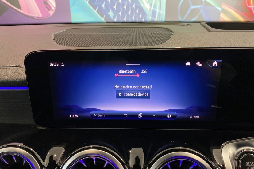 Mercedes-Benz EQB 250 140Kw Amg Line Premium Grey #54
