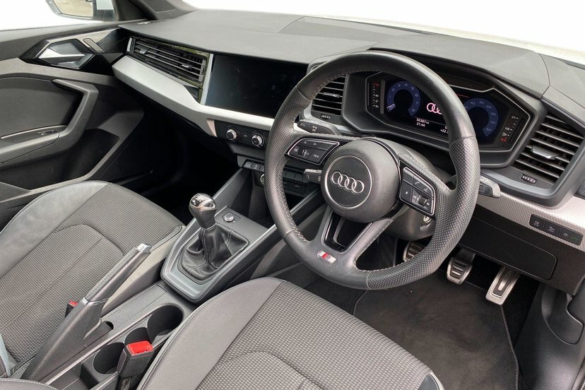 Audi A1 1.0 Tfsi 30 S Line Sportback 11 White #6