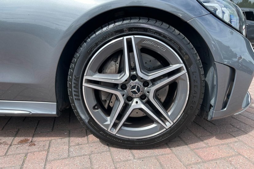 Mercedes-Benz C Class C300 Amg Line Premium Coupe Grey #4