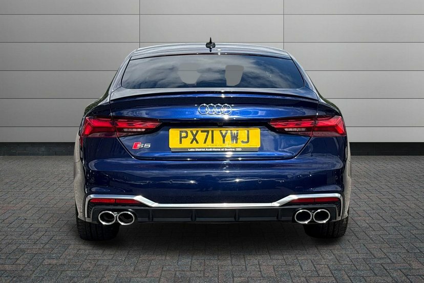 Audi S5 Hatchback Grey #11