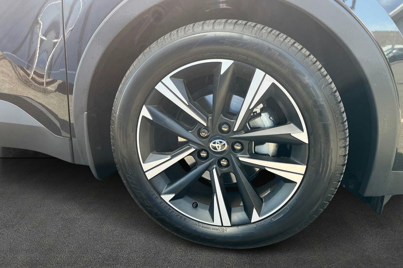Toyota C-Hr 1.8 Hybrid Excel Cvt  #18