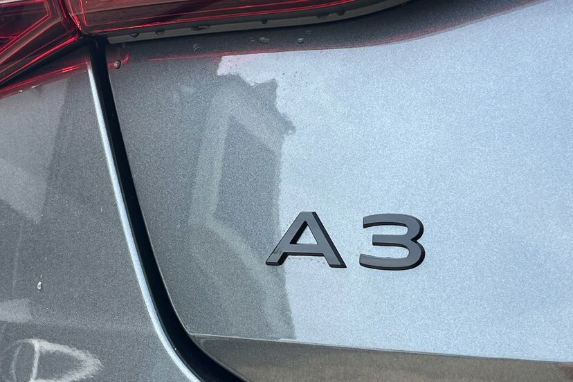 Audi A3 1.5 Tfsie Sport Sportback Plug-in Hybri Grey #32
