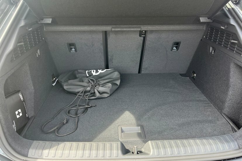 Audi A3 1.5 Tfsie Sport Sportback Plug-in Hybri Grey #12