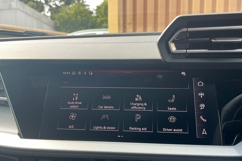 Audi A3 1.5 Tfsie Sport Sportback Plug-in Hybri Grey #23