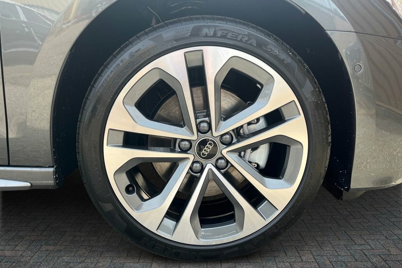 Audi A3 1.5 Tfsie S Line Sportback Plug-in Hybr Grey #5