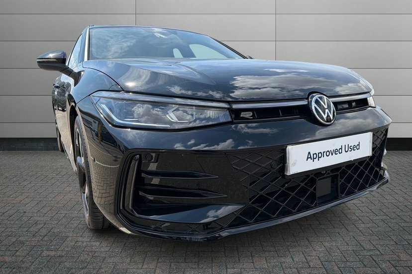 Volkswagen Passat 1.5 Etsi R-line Dsg 5 000 Miles #9