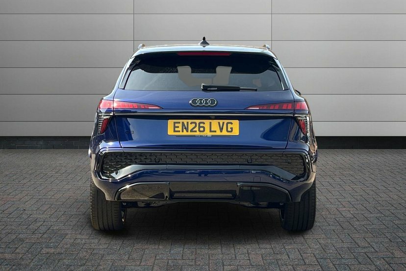 Audi Q3 1.5 Tfsi S Line Suv S Tronic 150 Ps Black #11