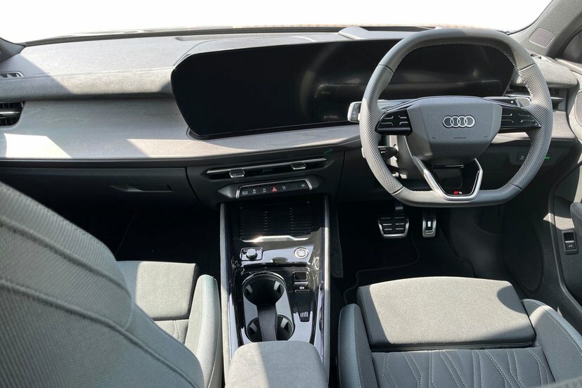 Audi Q3 1.5 Tfsi S Line Suv S Tronic 150 Ps Black #9